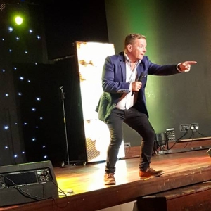 Lester On Stage 2.jpg